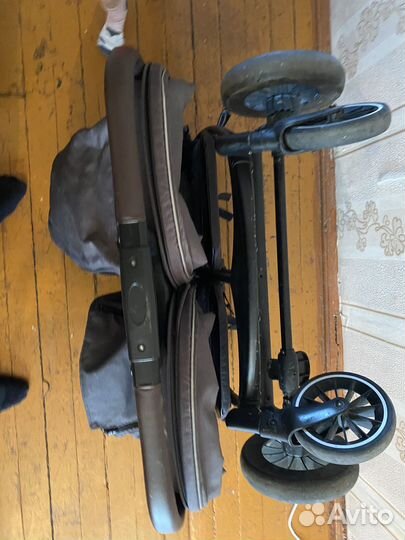 Прогулочная коляска для двойни