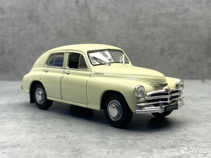 Коллекционная модель газ-М20 победа 1:43 DeA