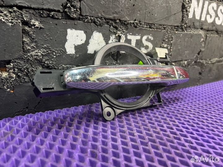 Ручка двери внешняя задняя левая Mitsubishi