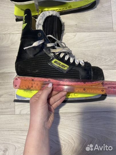 Коньки хоккейные 39 размер