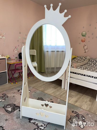 Зеркало для девочки