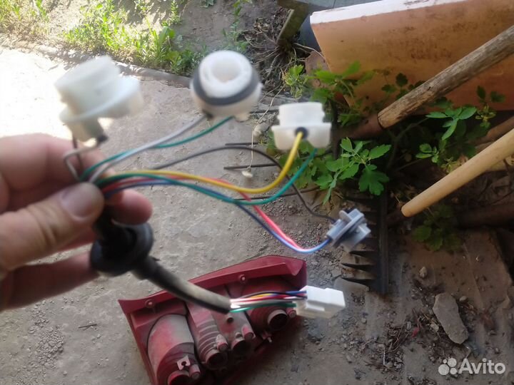 Задний фонарь Лачетти универсал