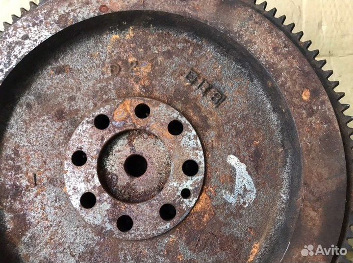 Маховик Hyundai Trajet 2.0 2004