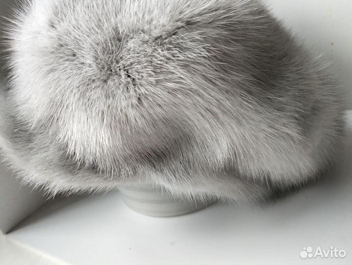 Головные уборы женские зимние