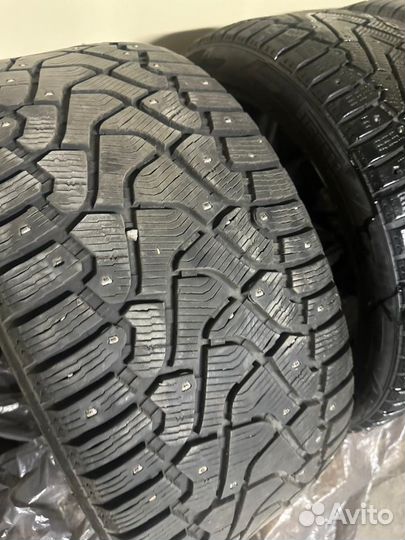 Pirelli Ice Zero 245/40 R20 и 275/35 R20