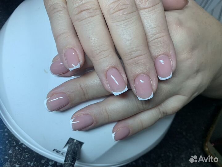 Наращивание ногтей