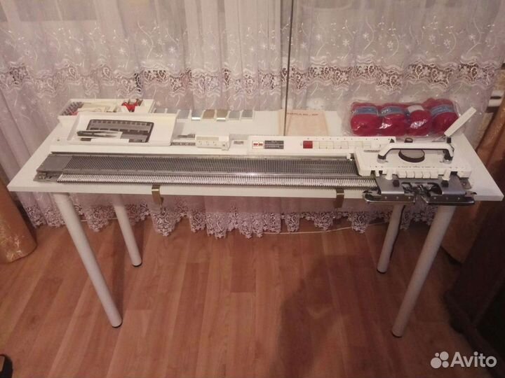 Вязальная машинка Иналса