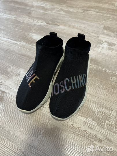 Кроссовки женские оригинал love moschino 38/39