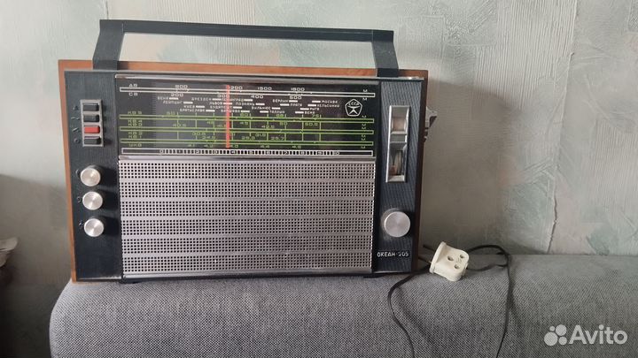 Радиоприемник океан 205