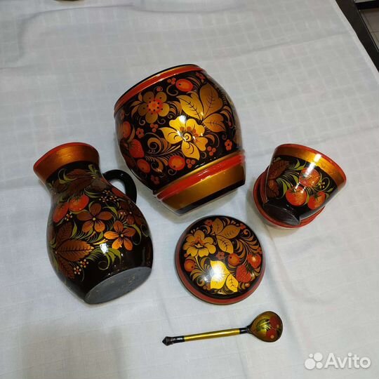 Посуда хохлома