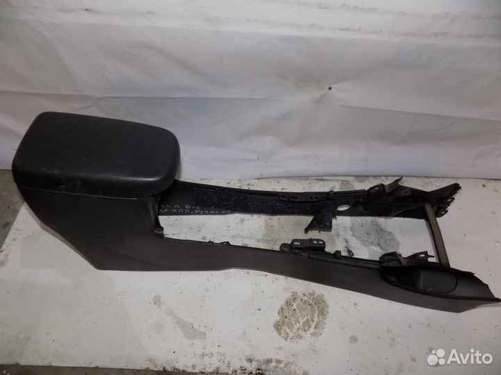 Консоль Corolla E15 2006-2013