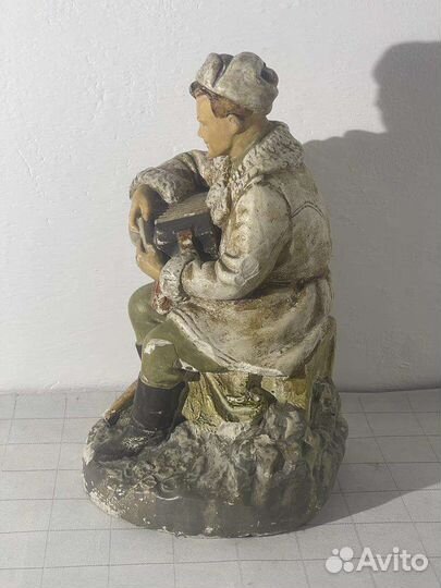 Статуэтка гипсовая