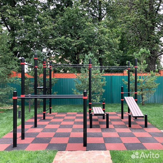 Спортивный уличный комплекс