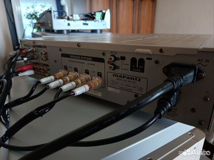 Усилитель Marantz PM-15S1