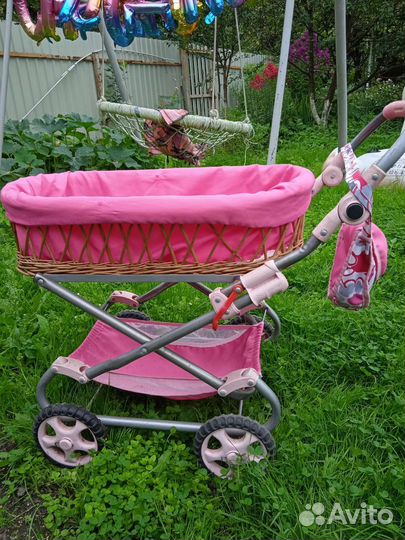 Коляска кукольная