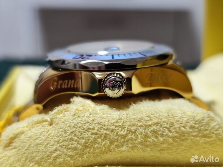 Швейцарские Часы Invicta Grand Diver 16035