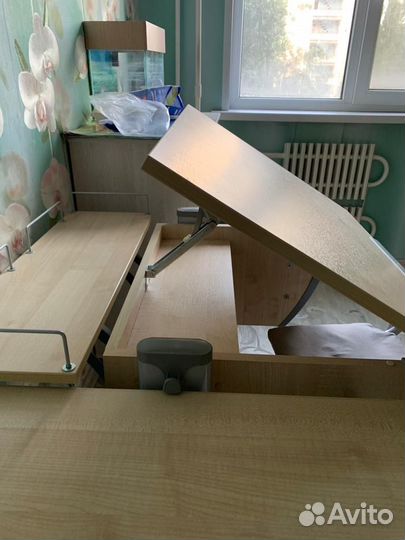 Растущая парта и стул бу