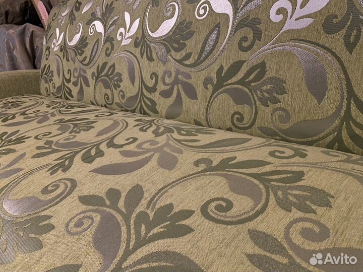 Диван книжка