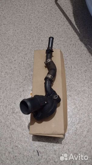 Корпус термостата Chrysler 300C 3,5