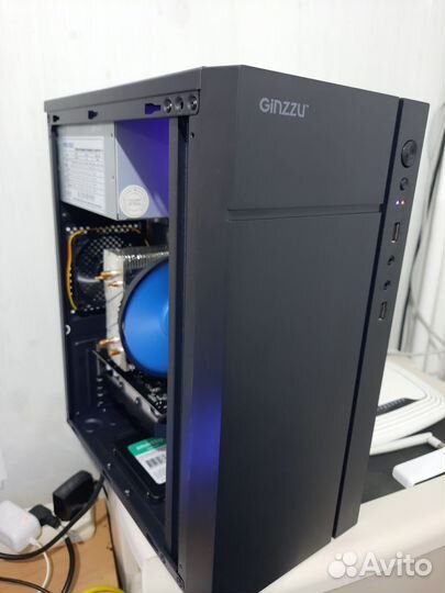 E3-1220 / R7 350 / 8GB / SSD / HDD