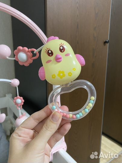 Мобиль музыкальный на кроватку с проэктером