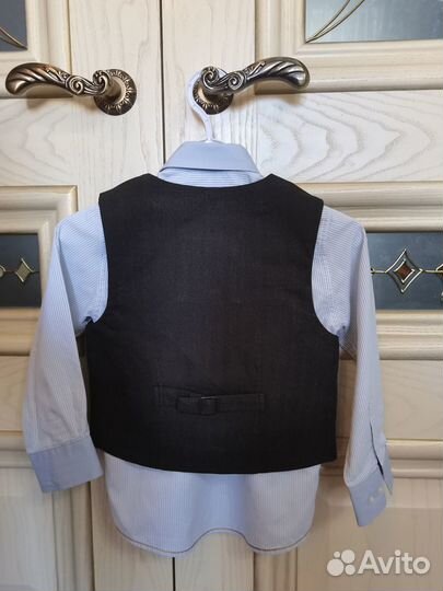 Рубашка с жилеткой и галстуком, р. 110