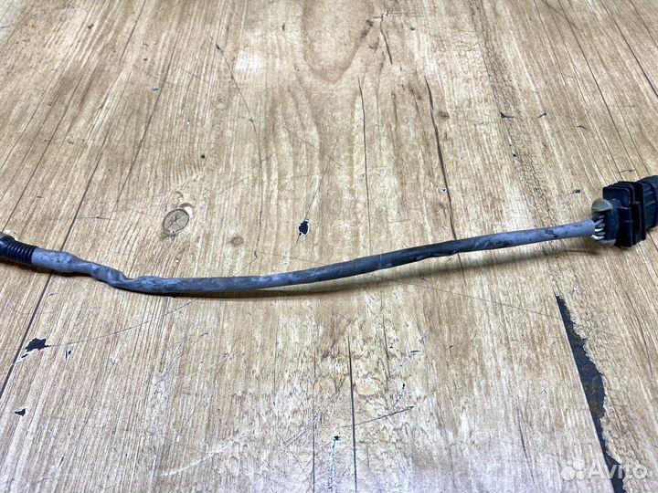 Датчик кислорода лямбда верхняя Opel Astra J