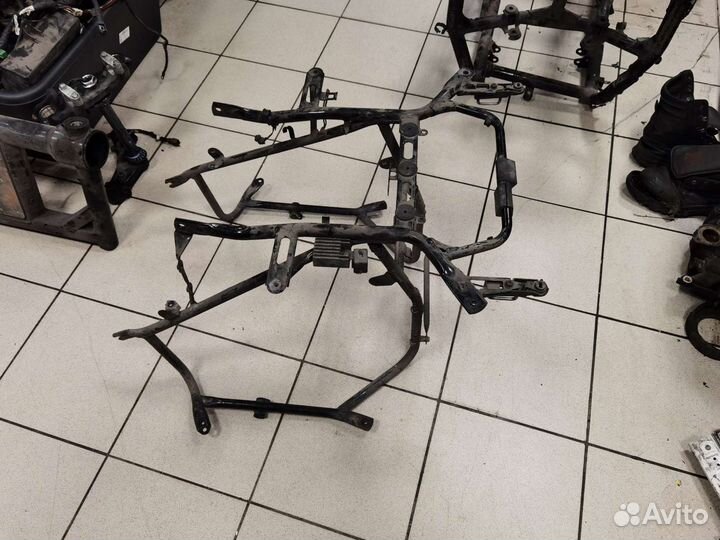 Задний подрамник Honda gl1500 se