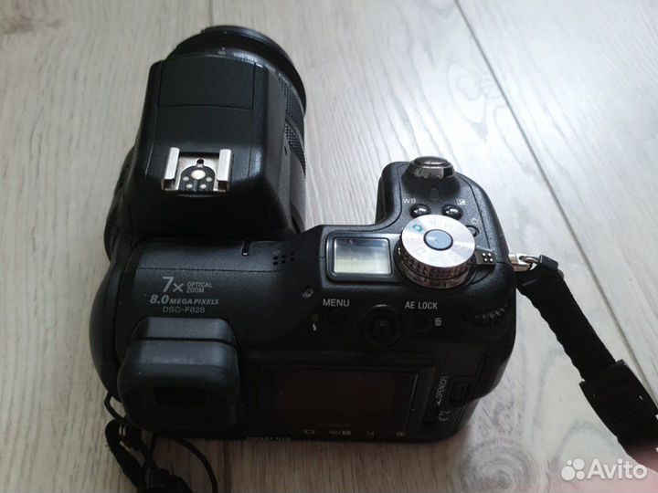 Фотокамера sony DSC F828