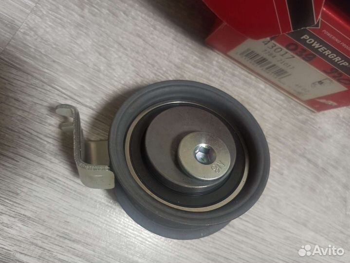 Натяжитель ремня грм VAG