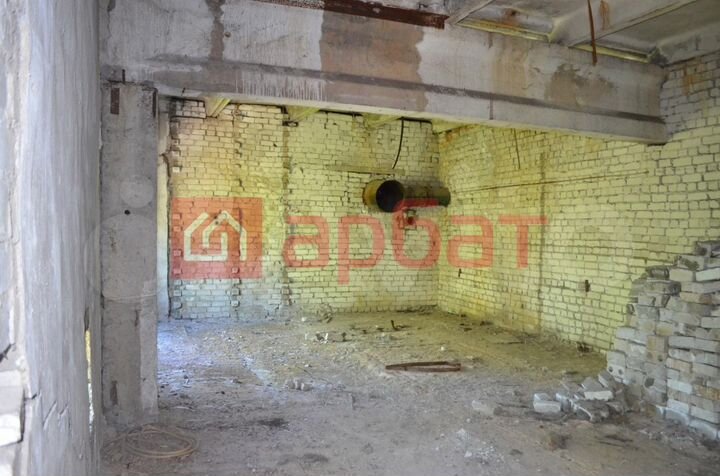 Производство, 1350 м²
