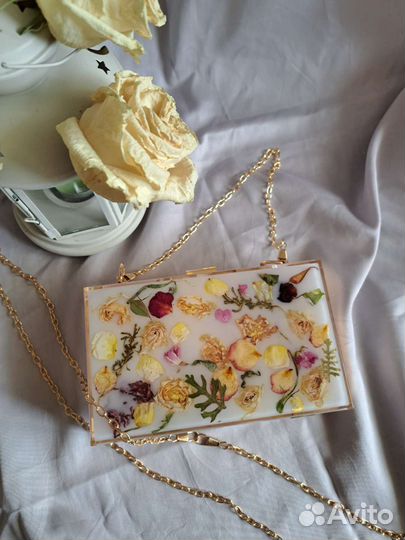 Клатч из эпоксидной смолы