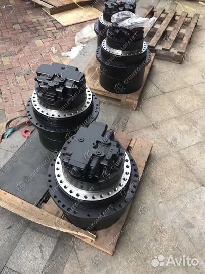 Редуктор хода с мотором K1000681A Doosan DX225
