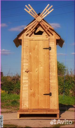 Уличный туалет деревянный SUN335