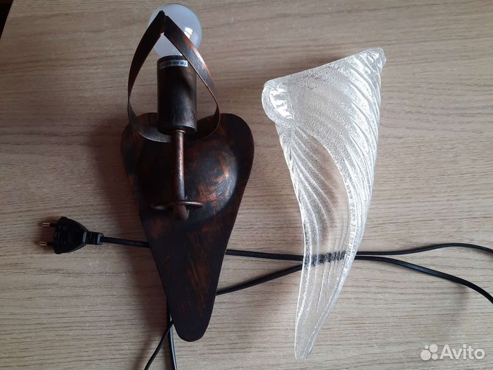 Настенный светильник бра