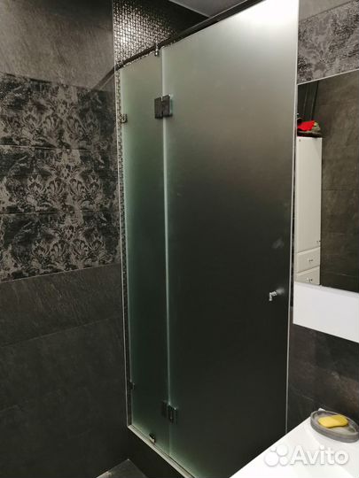 Душевая перегородка из закаленного стекла 120*200