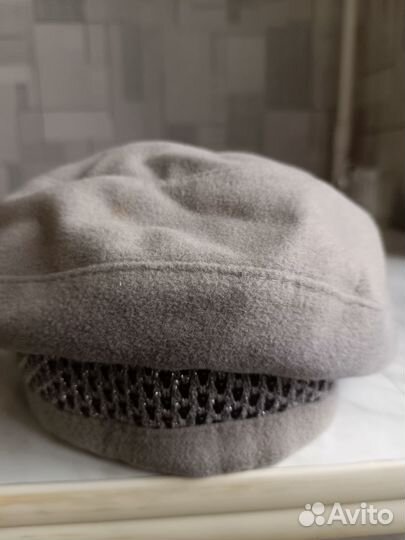 Головной убор женский демисезонный