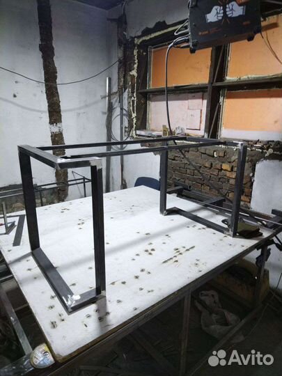 Металлические каркасы лофт/Подстолье металл