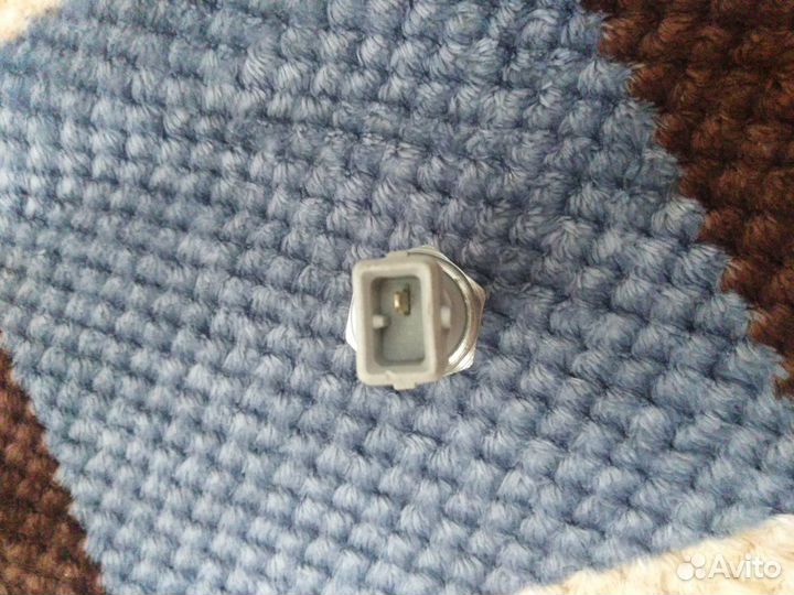 Датчик давления масла