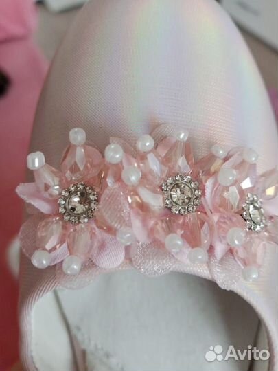 Продам туфли для девочки