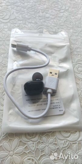 Беспроводной наушник