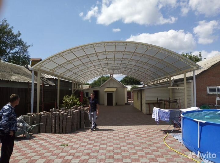 Навесы из поликарбоната, монолитного поликарбоната