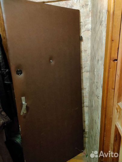 Дверь входная металлическая