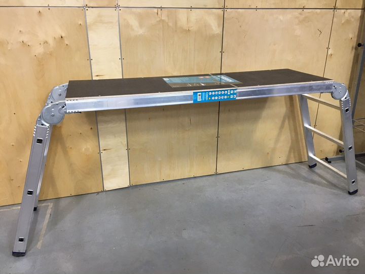 Вышка тура алюминиевая, рабочие подмости, лестница