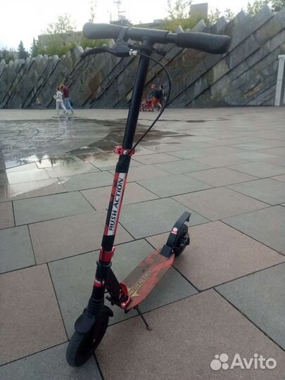 Самокат взрослый rush action M-7D RED