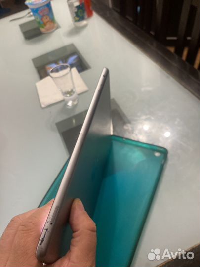 Планшет Apple iPad Air 32Gb Wi-Fi + Cellular