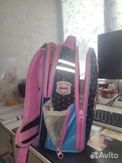 Школьный рюкзак
