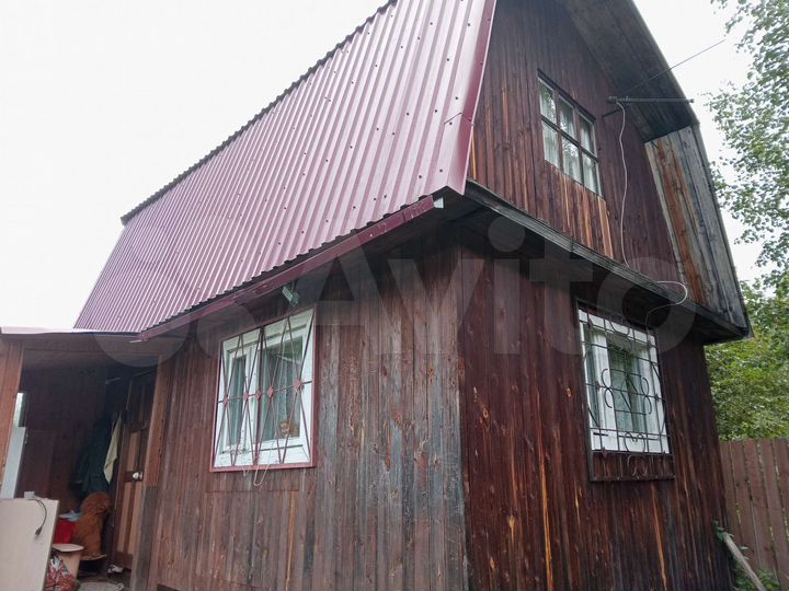 Дом 50 м² на участке 8 сот.