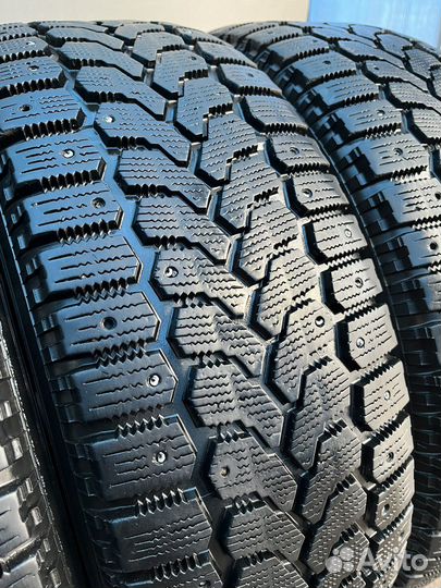 Yokohama Ice Guard Stud IG55 225/60 R18