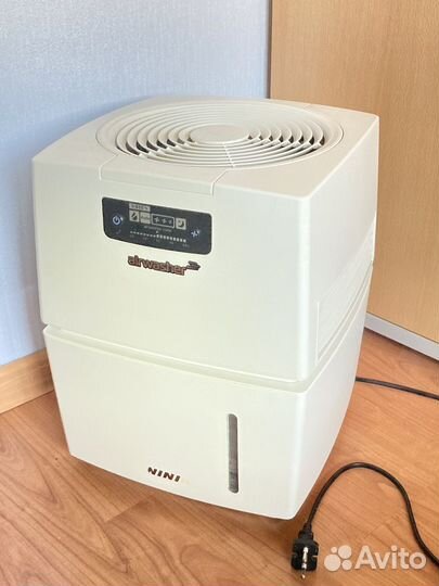 Мойка воздуха и увлажнитель Winia